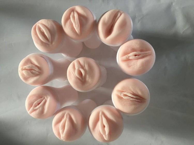 Masturbator miękka i ciasna pochwa w tubie-1